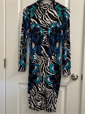 VENUS Black & Blue Floral Zebra Long Sleeve Bodycon Dress